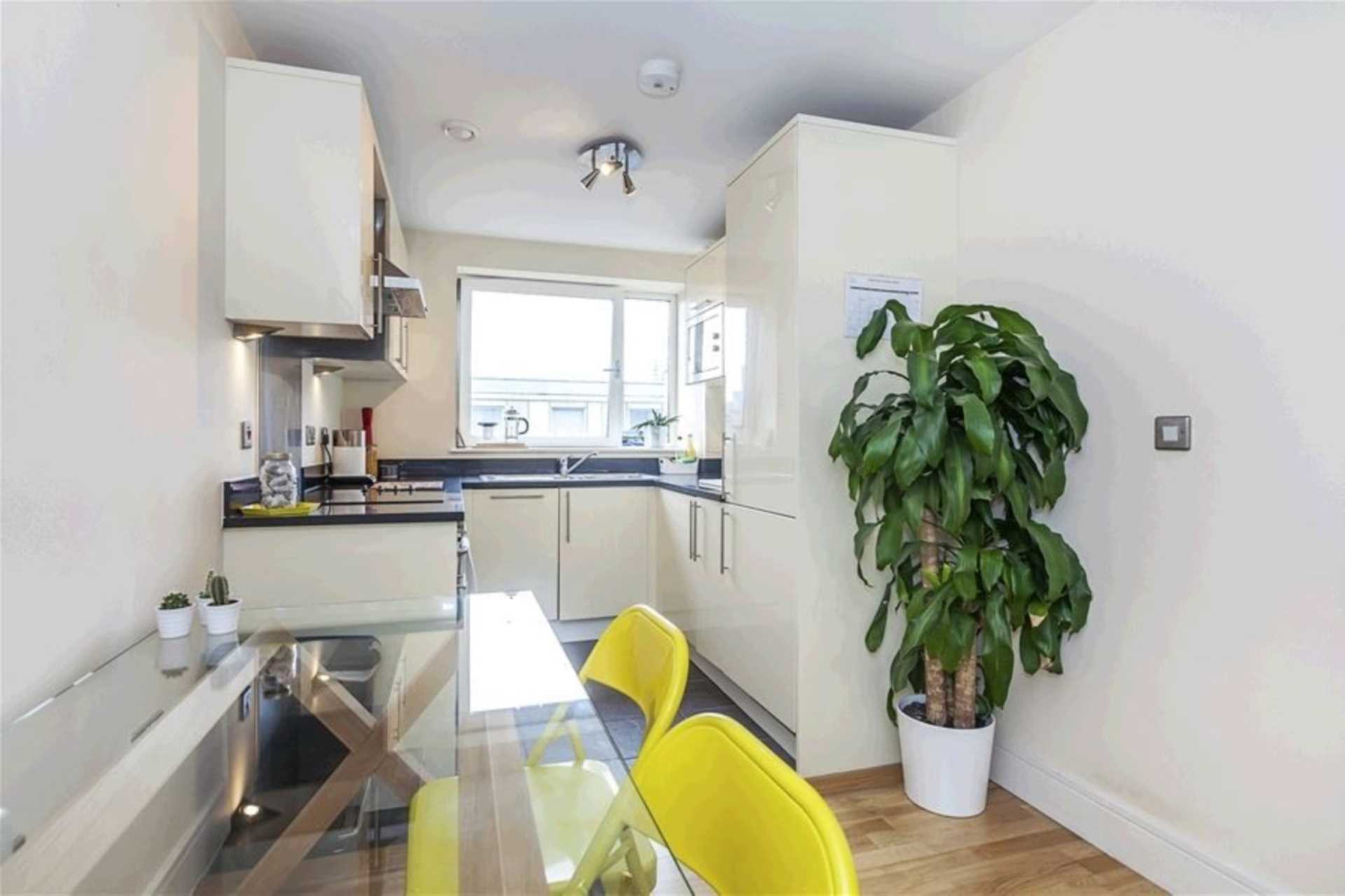 Cheshire Street, Spitalfields, E2, Image 4