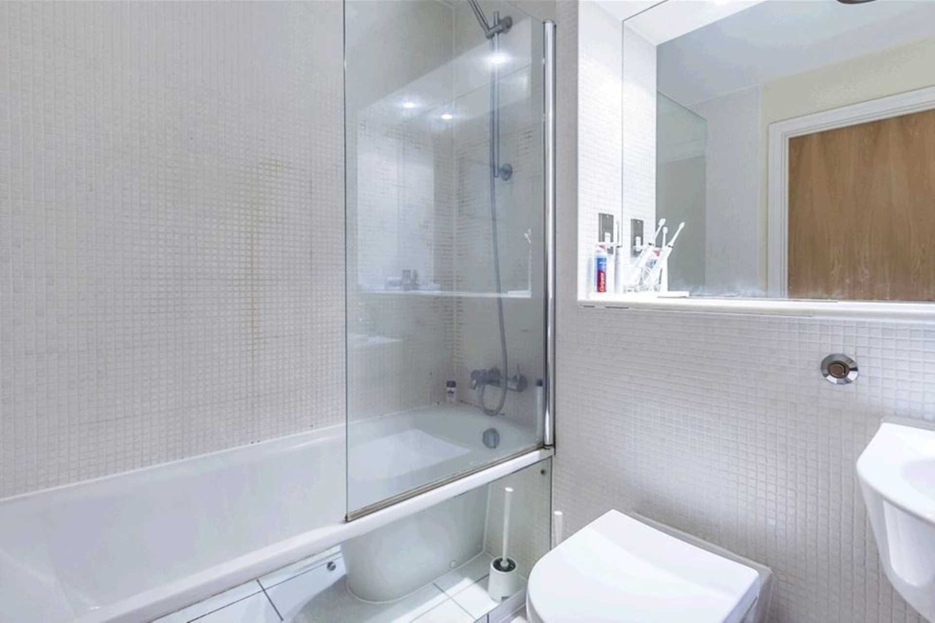 Cheshire Street, Spitalfields, E2, Image 6