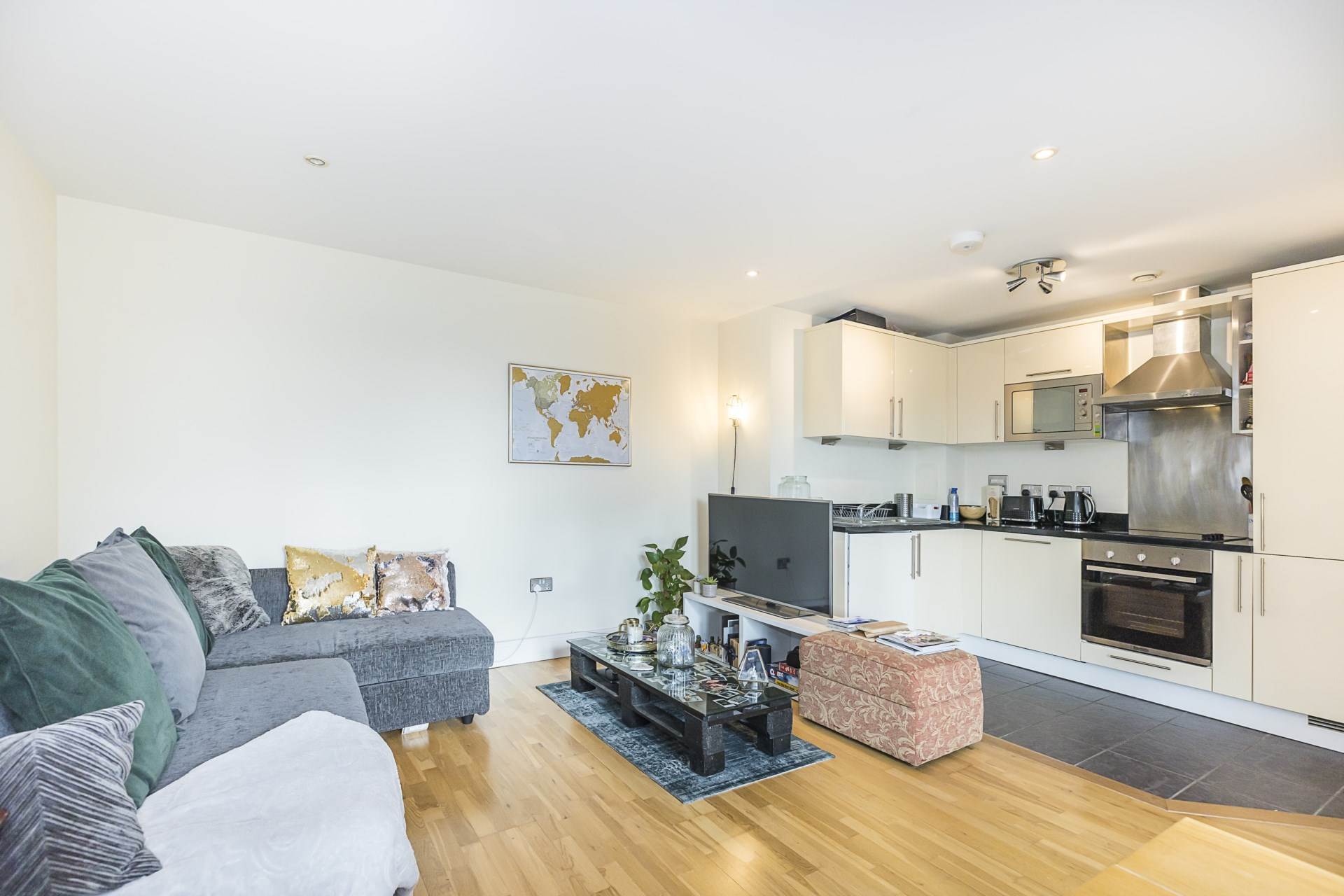 Cheshire Street, Shoreditch, E2, Image 3