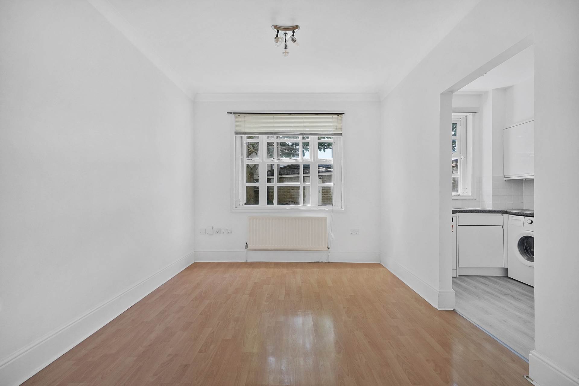 Queensbridge Road, Hackney, E8, Image 3