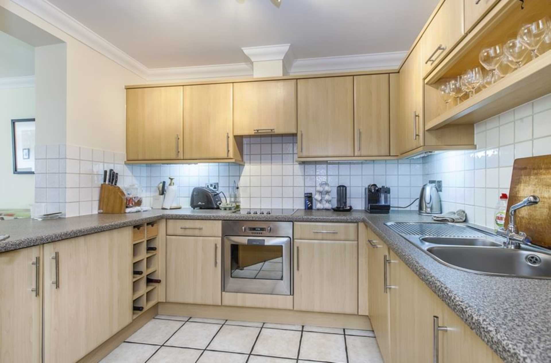 Pentonville Road, Angel, N1, Image 3