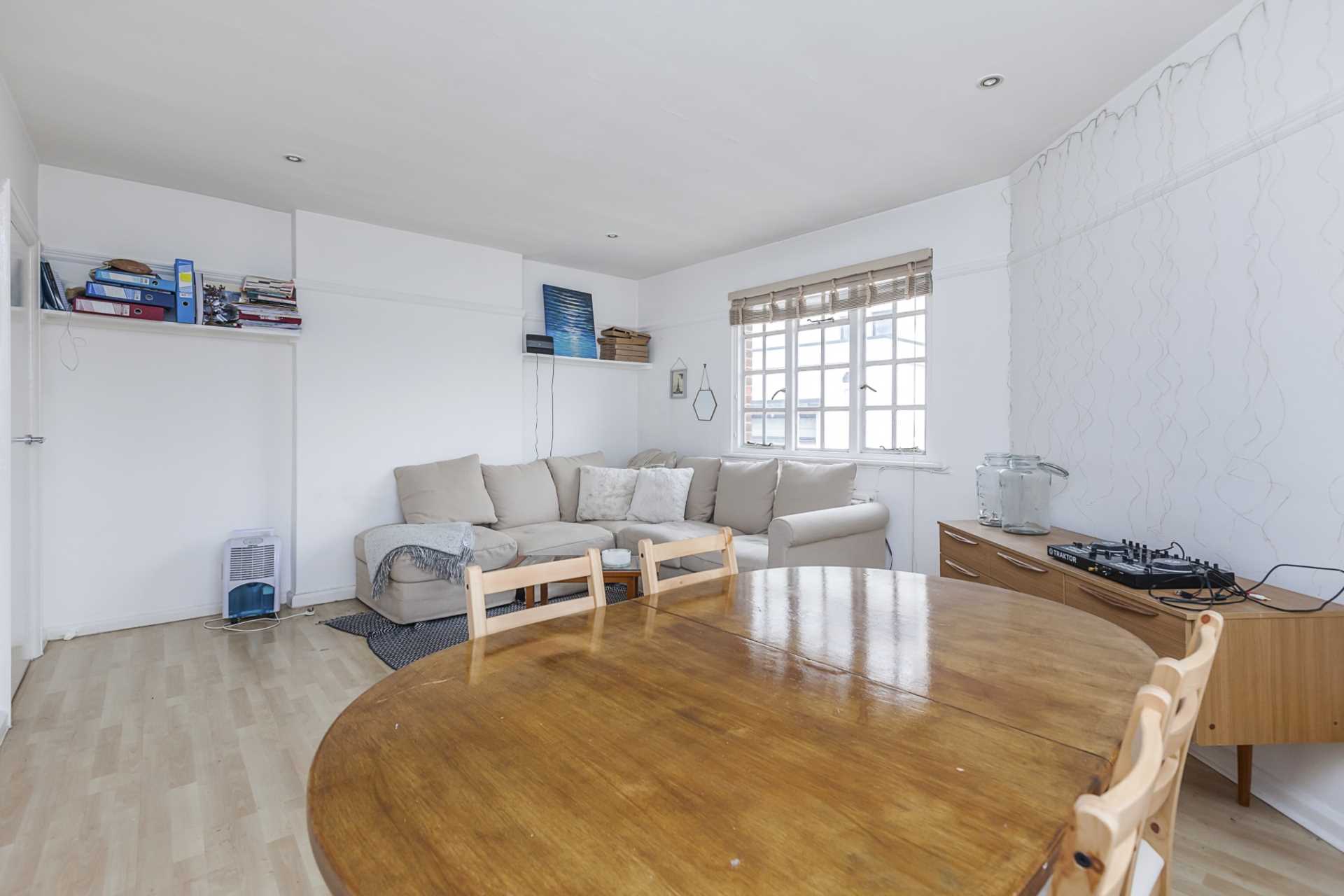Liverpool Road, Islington, N1, Image 1