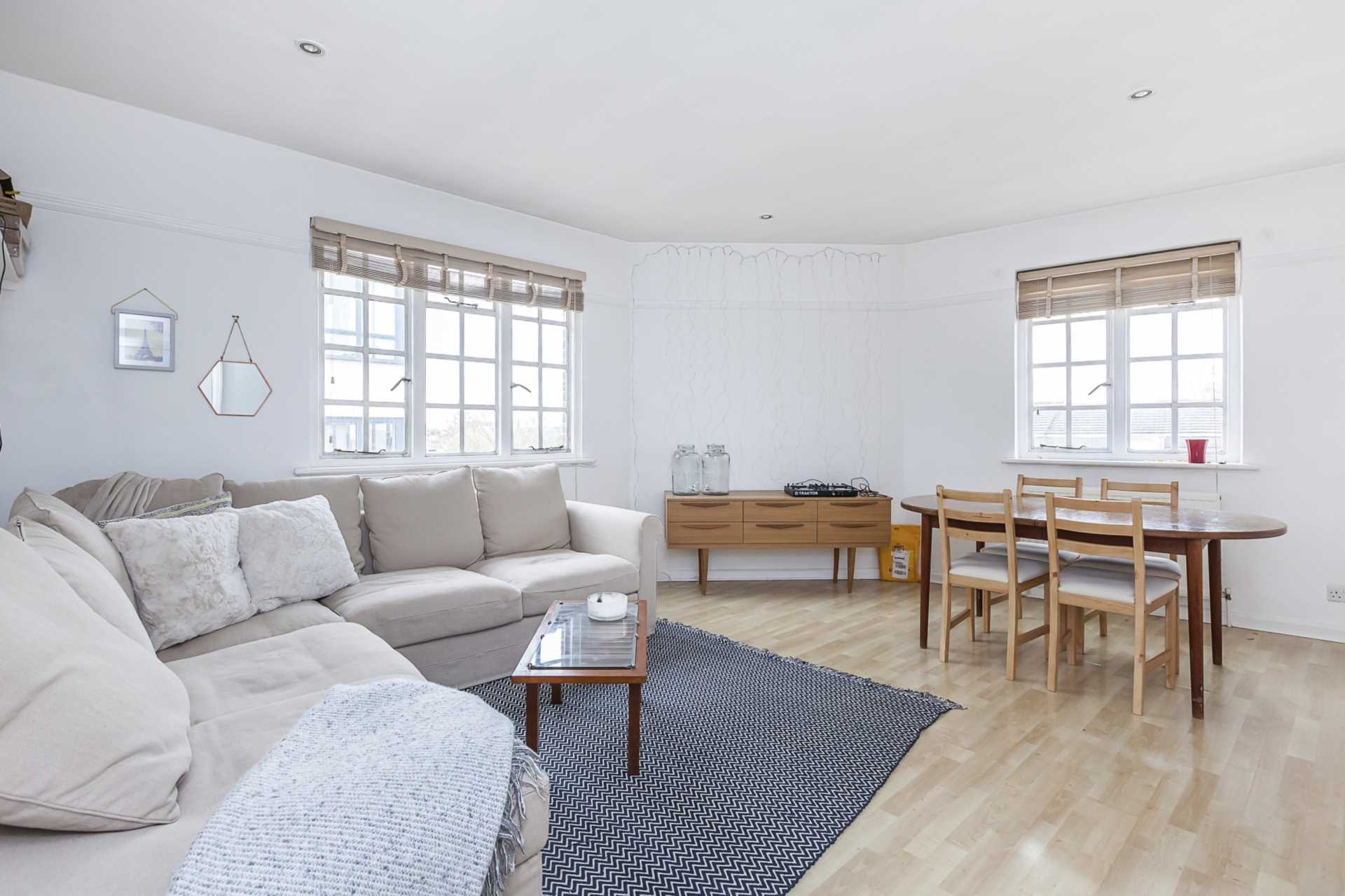 Liverpool Road, Islington, N1, Image 2