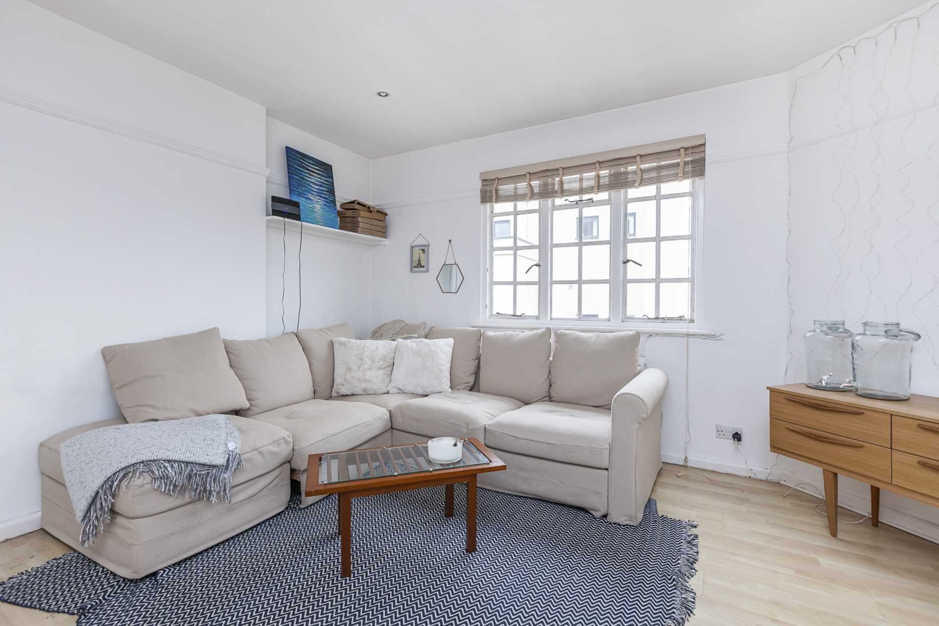 Liverpool Road, Islington, N1, Image 3
