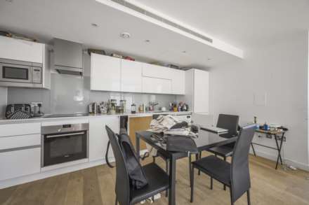 Avantgarde Place, Sclater Street, E1, Image 13