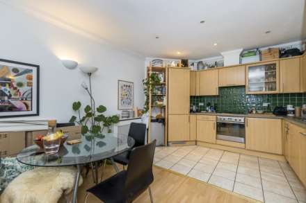 Cheshire Street, Shoreditch, Image 9