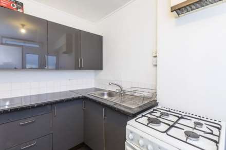 Old Montague Street, London, Image 11