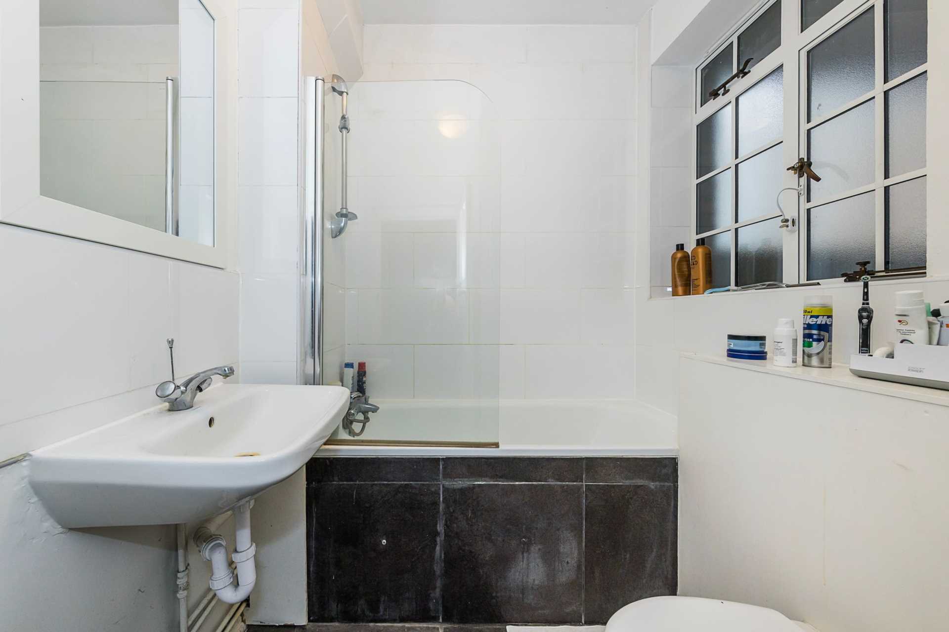 Myddelton Passage, N1, Image 7