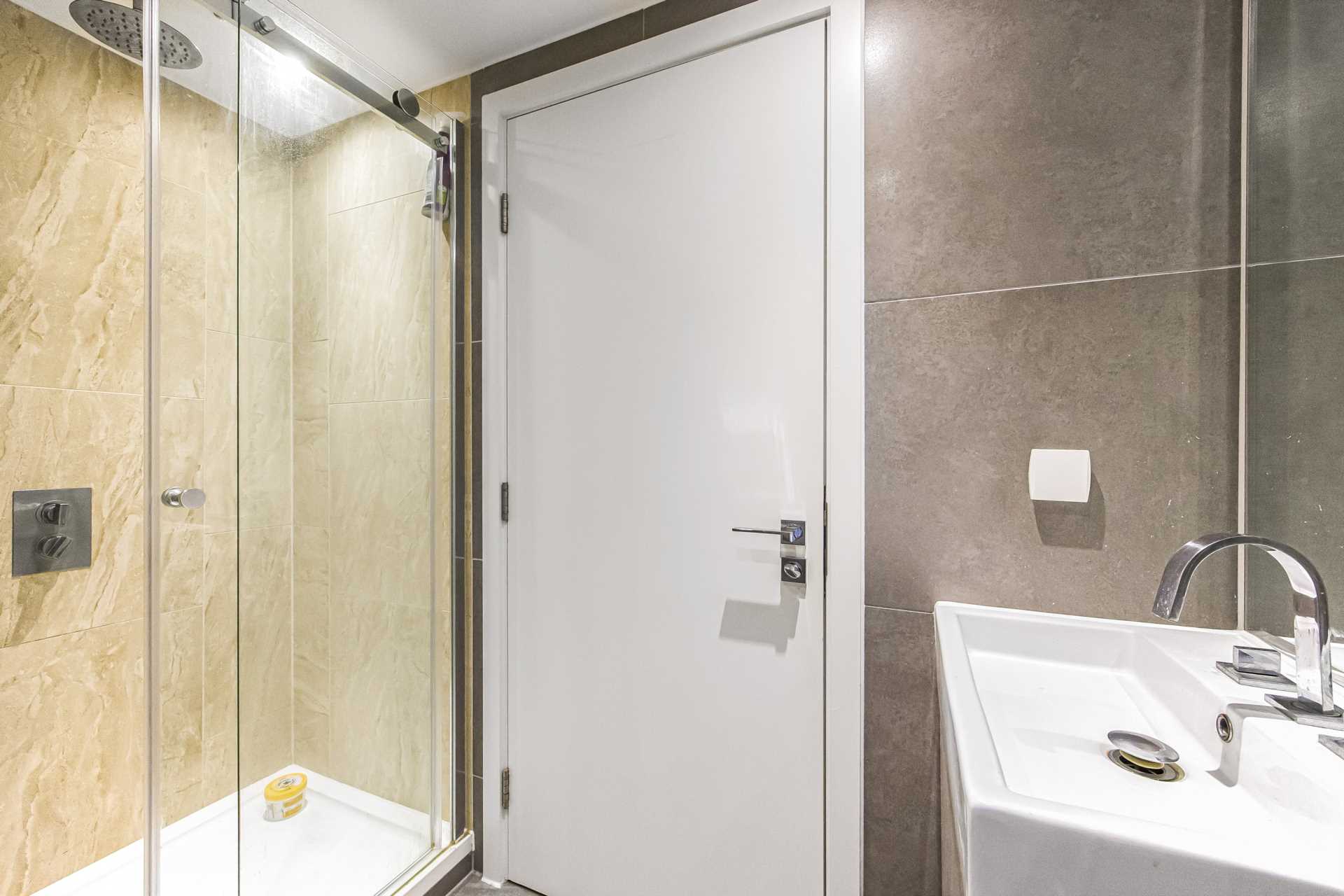 City Road, Old Street, EC1V, Image 10