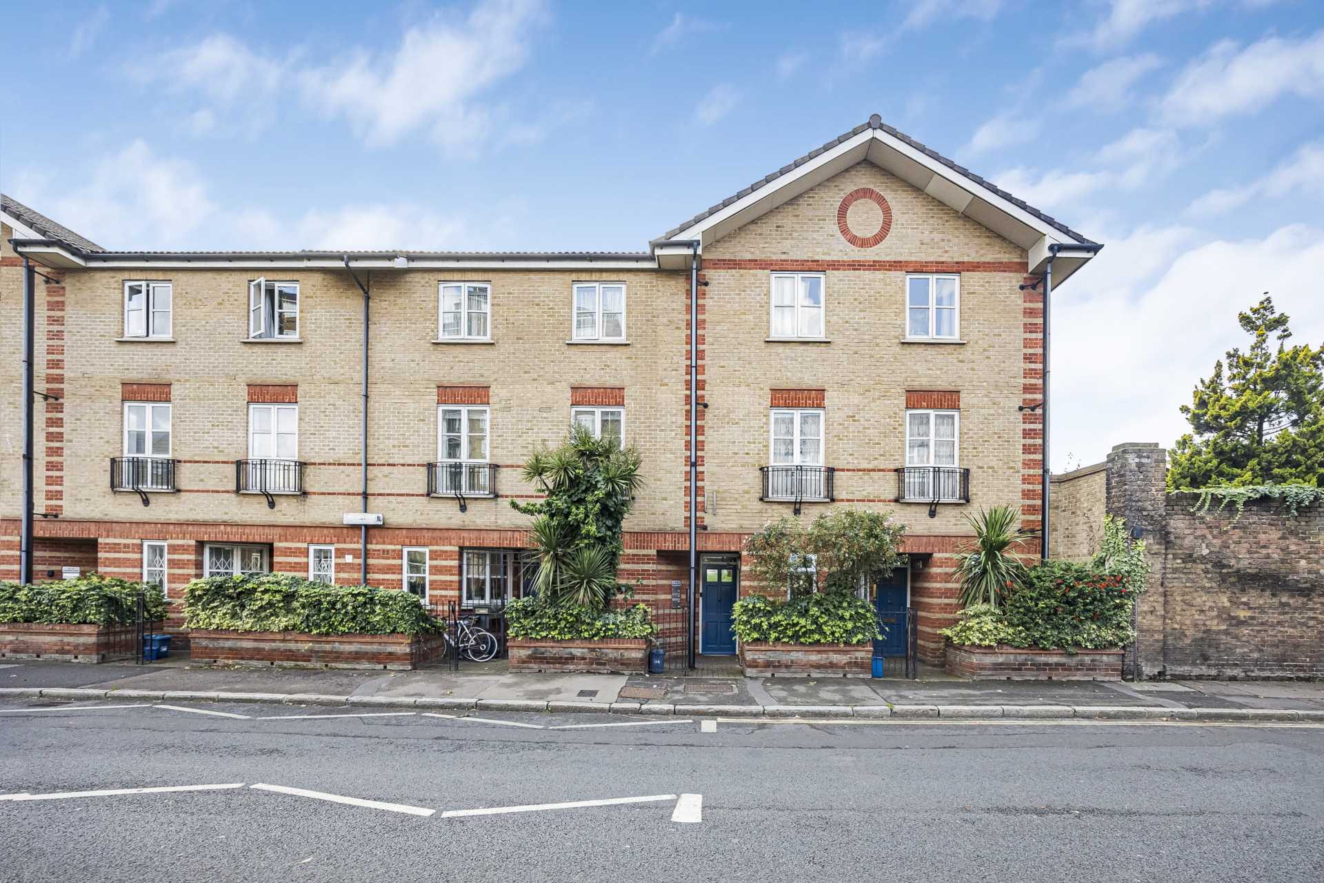 Whiston Road, Hoxton, E2, Image 12