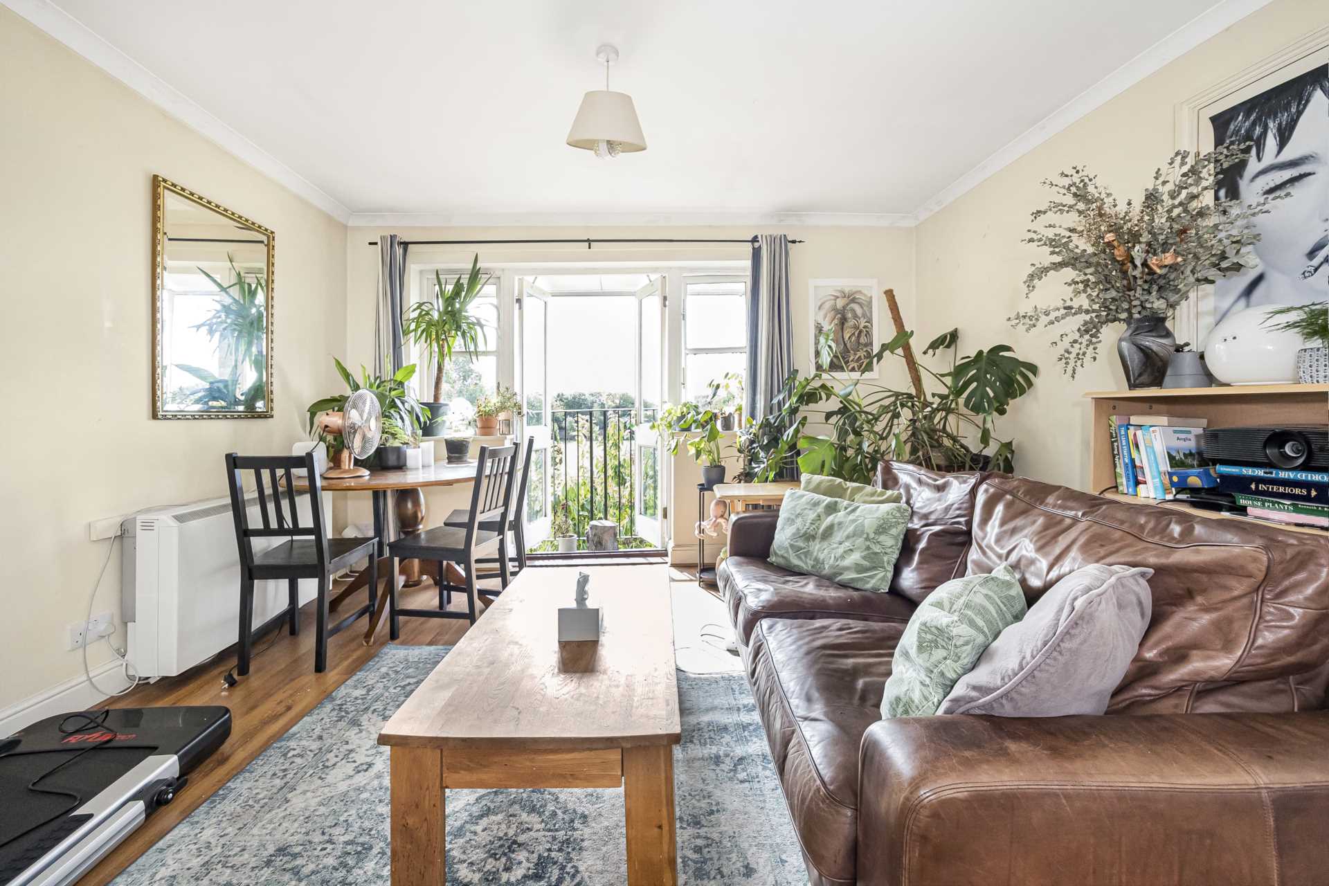 Whiston Road, Hoxton, E2, Image 2