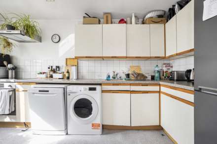 Whiston Road, Hoxton, E2, Image 7