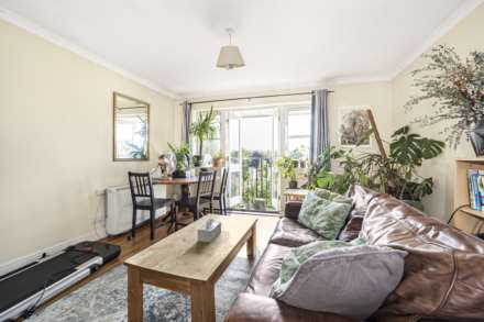 Whiston Road, Hoxton, E2, Image 9