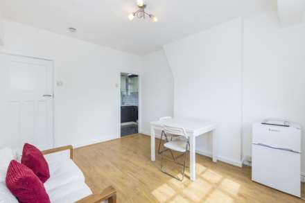 Old Montague Street, Spitalfields, E1, Image 7