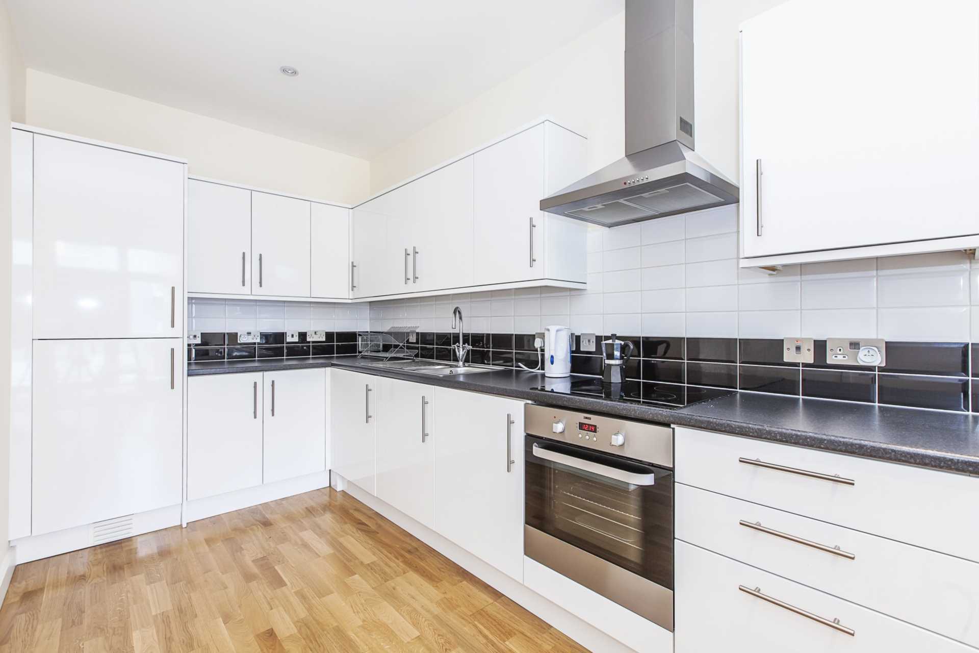 Axminster Road, Holloway, N7, Image 2