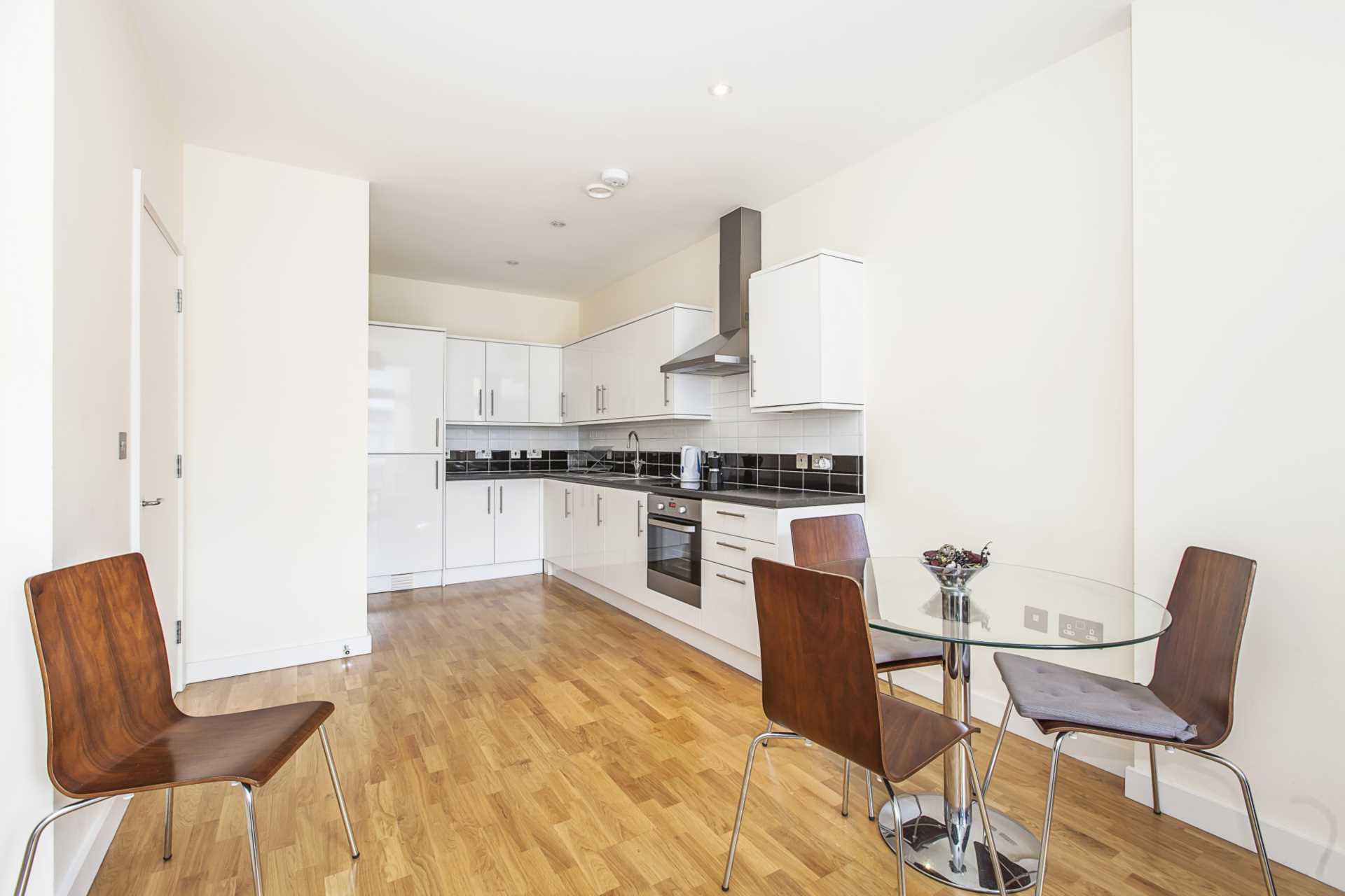 Axminster Road, Holloway, N7, Image 3