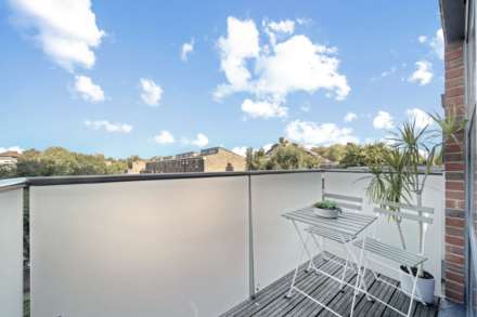 Tiltman Place, Finsbury Park, N7, Image 7