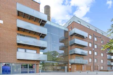 Tiltman Place, Finsbury Park, N7, Image 8