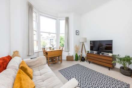Tufnell Park Road, N7, Image 1