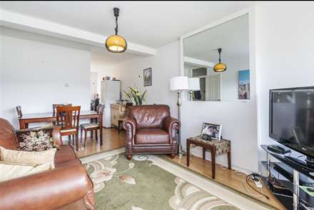 Colinsdale, Angel, N1, Image 1