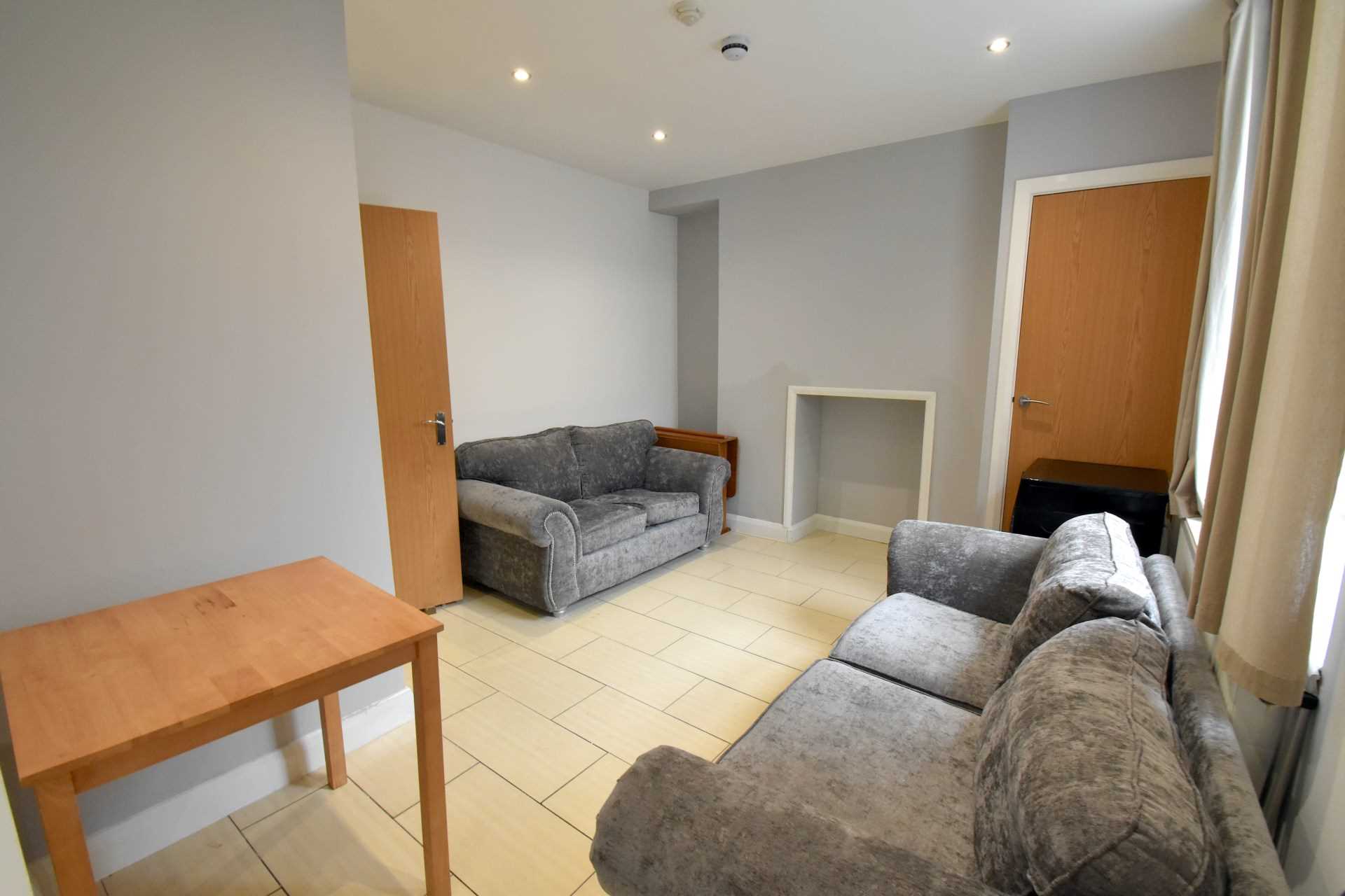 Windsor Road, Treforest, Image 10