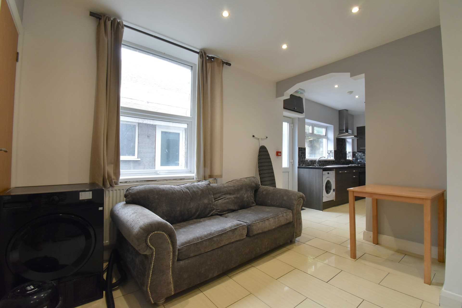 Windsor Road, Treforest, Image 11