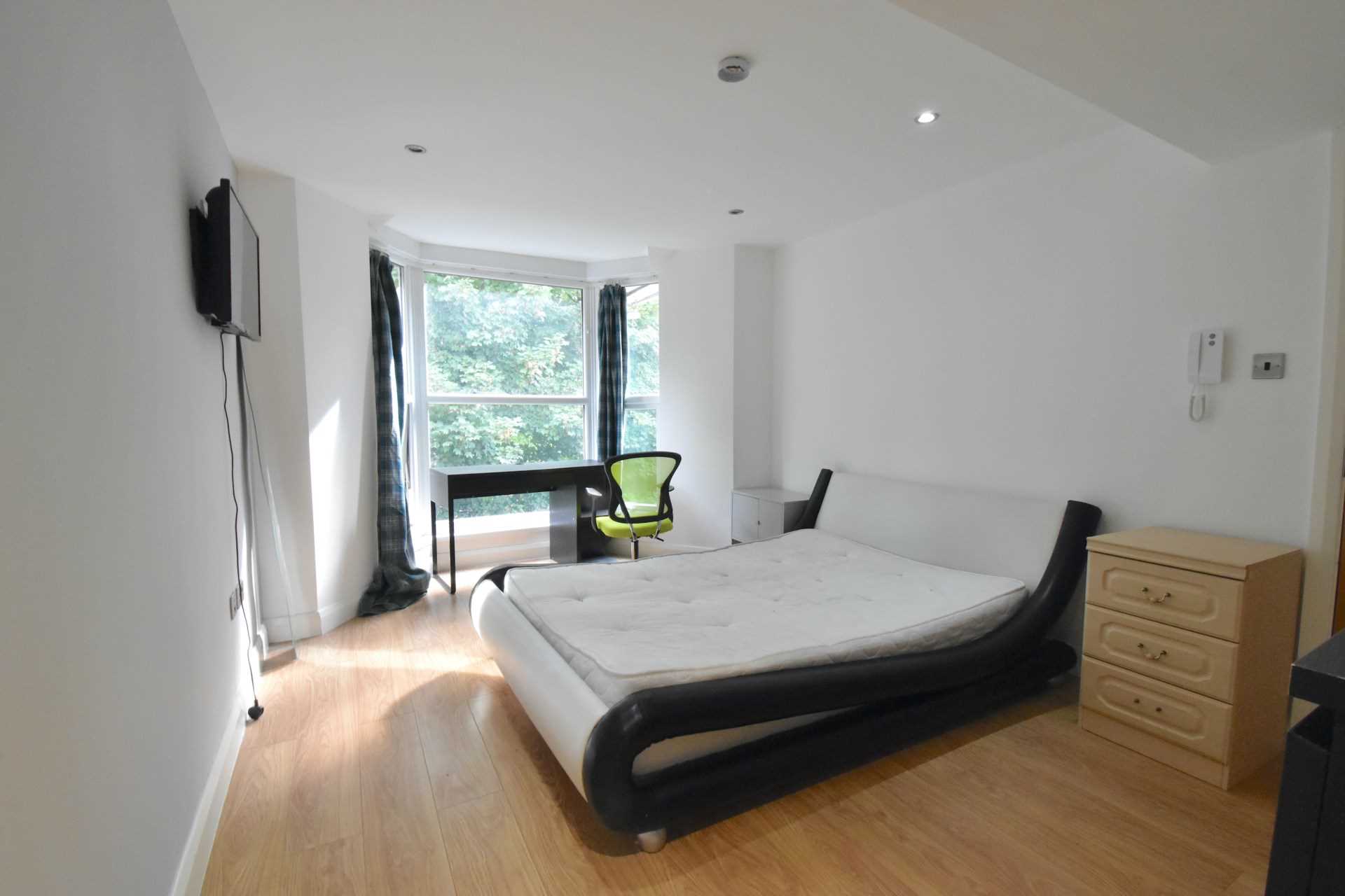 Windsor Road, Treforest, Image 16