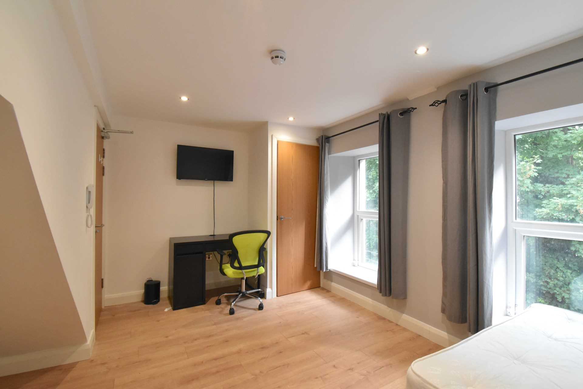 Windsor Road, Treforest, Image 19