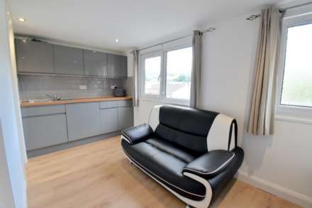 Windsor Road, Treforest, Image 22