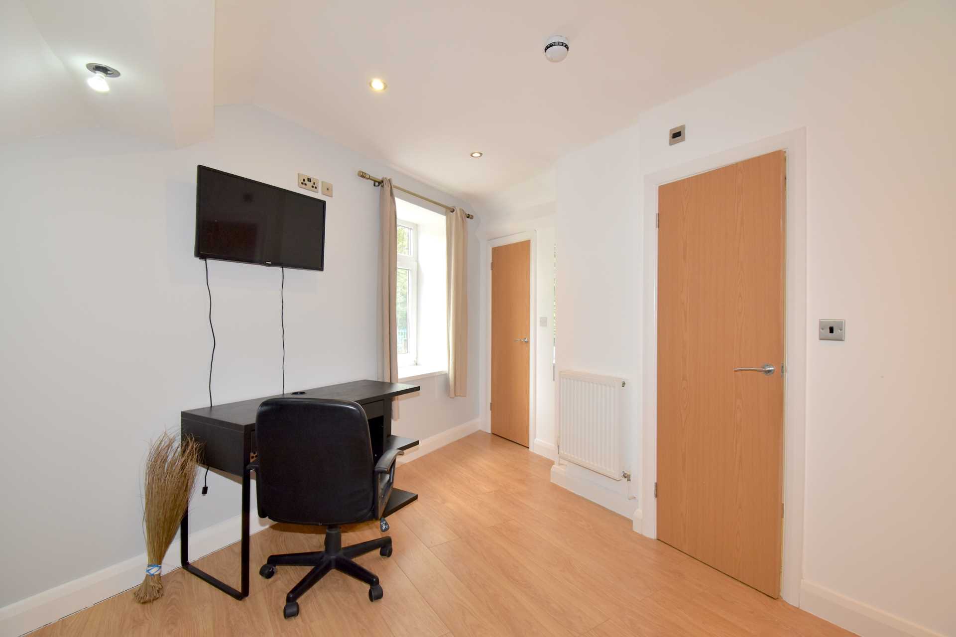 Windsor Road, Treforest, Image 11