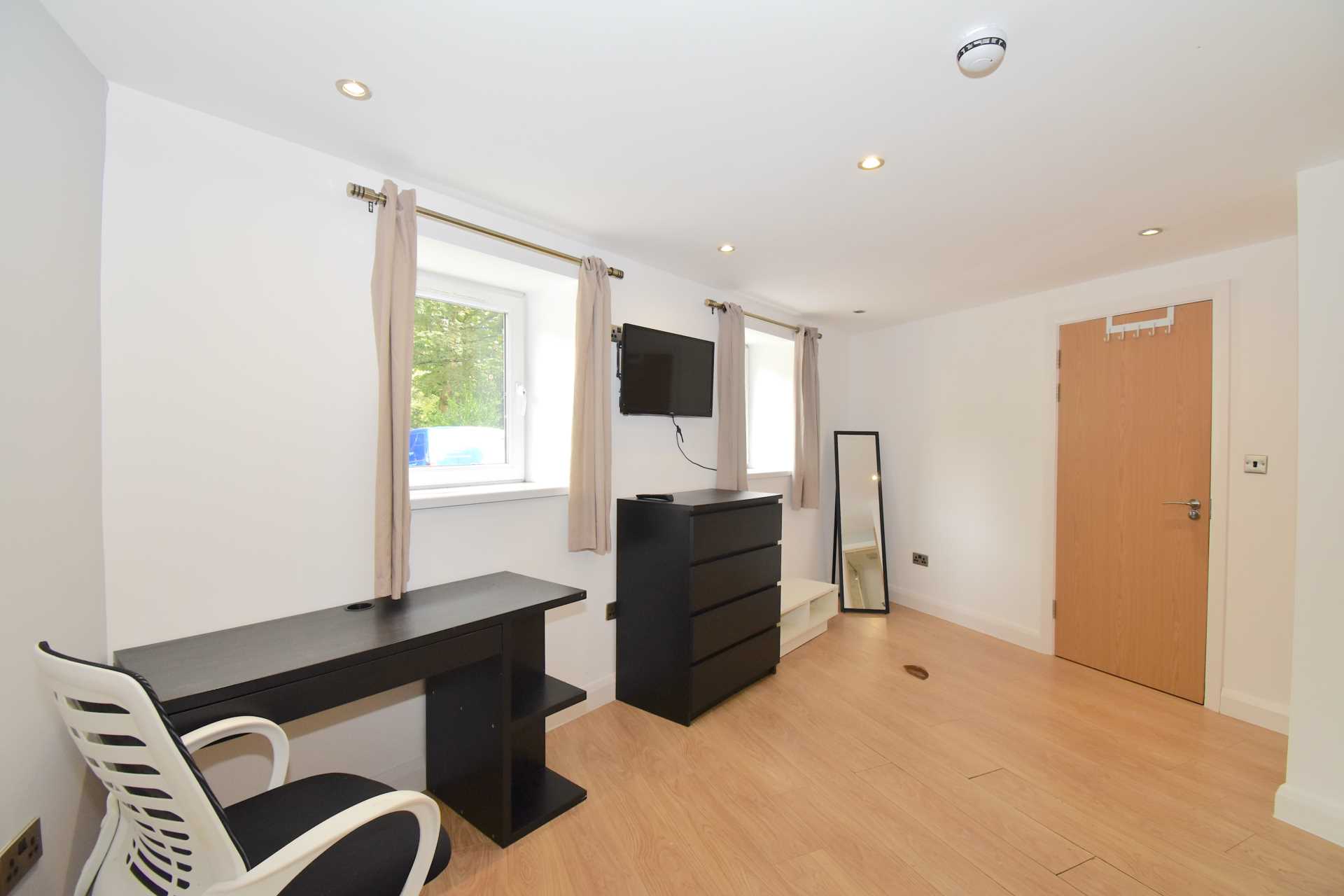 Windsor Road, Treforest, Image 7