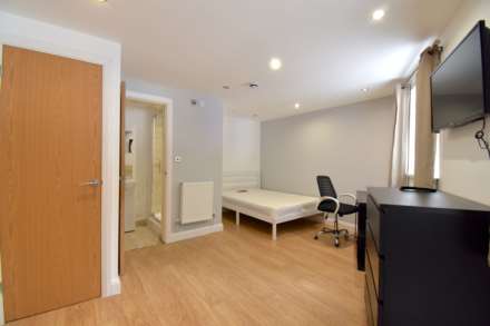2 Bedroom Detached, Windsor Road, Treforest
