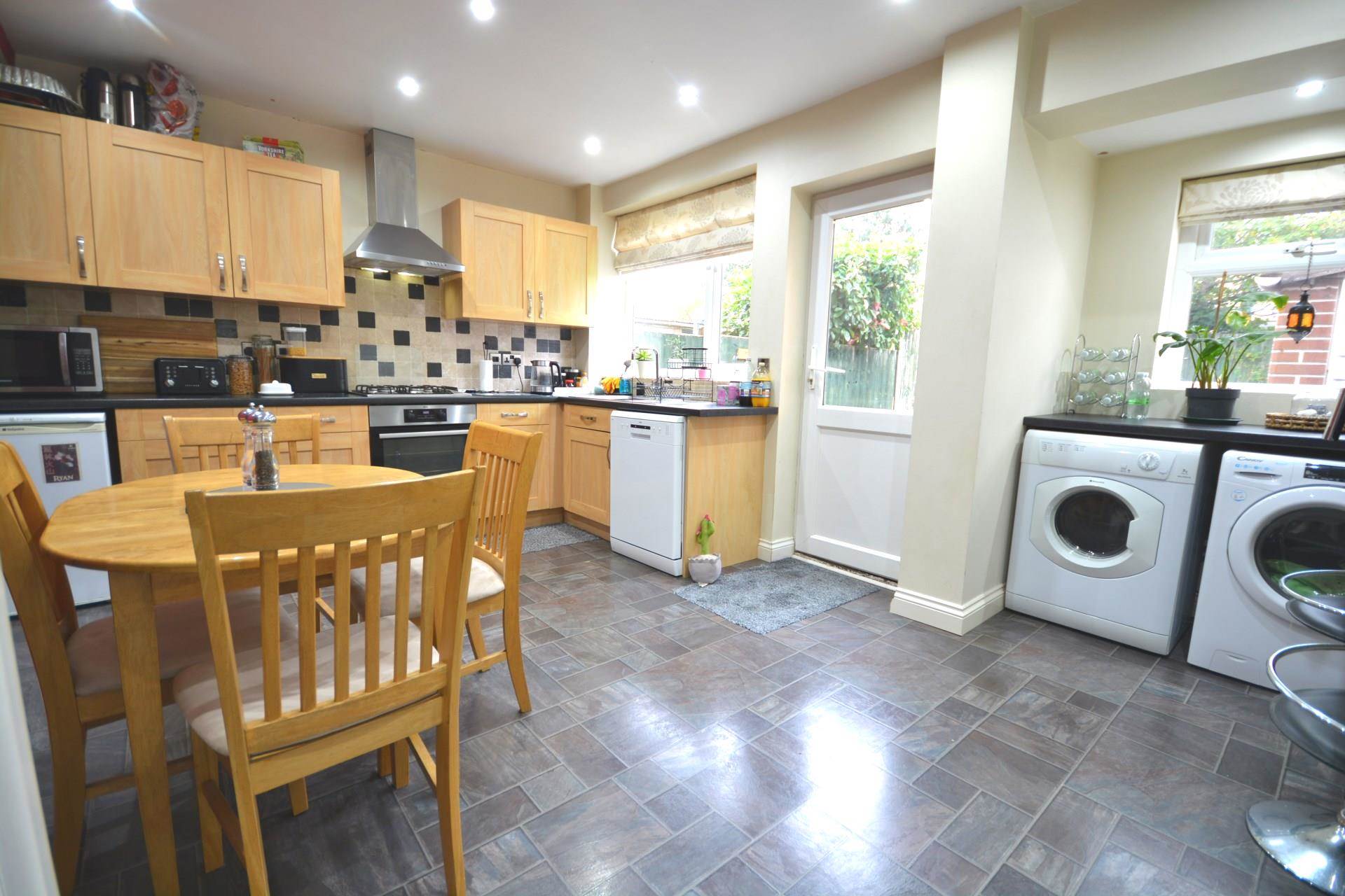 Seabroke Avenue, Rugby, Image 7