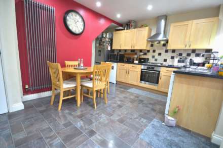 Seabroke Avenue, Rugby, Image 3