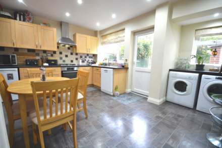 Seabroke Avenue, Rugby, Image 7