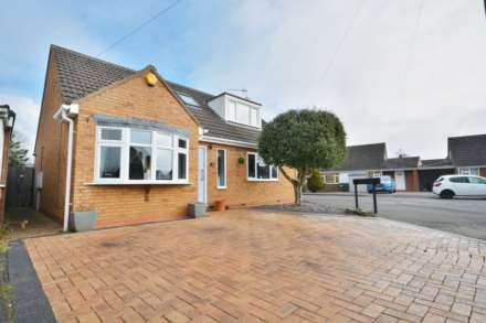 4 Bedroom Detached, Old Ford Avenue, Southam