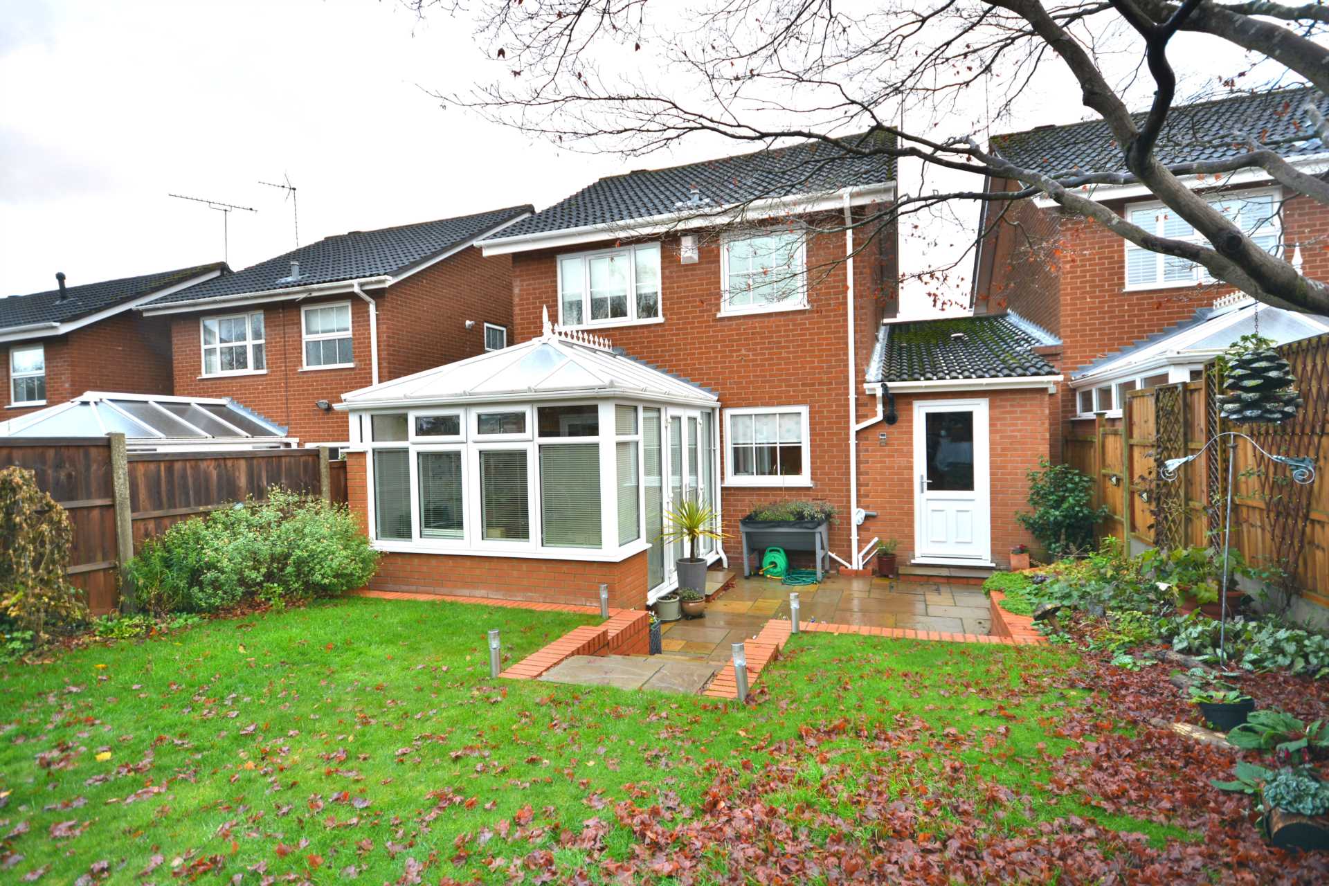 Edyvean Close, Bilton, Image 4