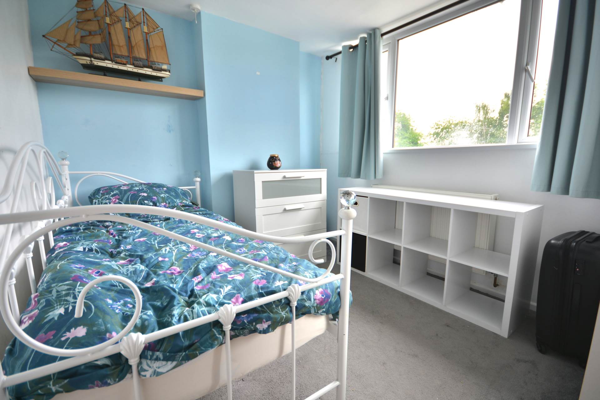 Dickens Road, Hillside, Image 12