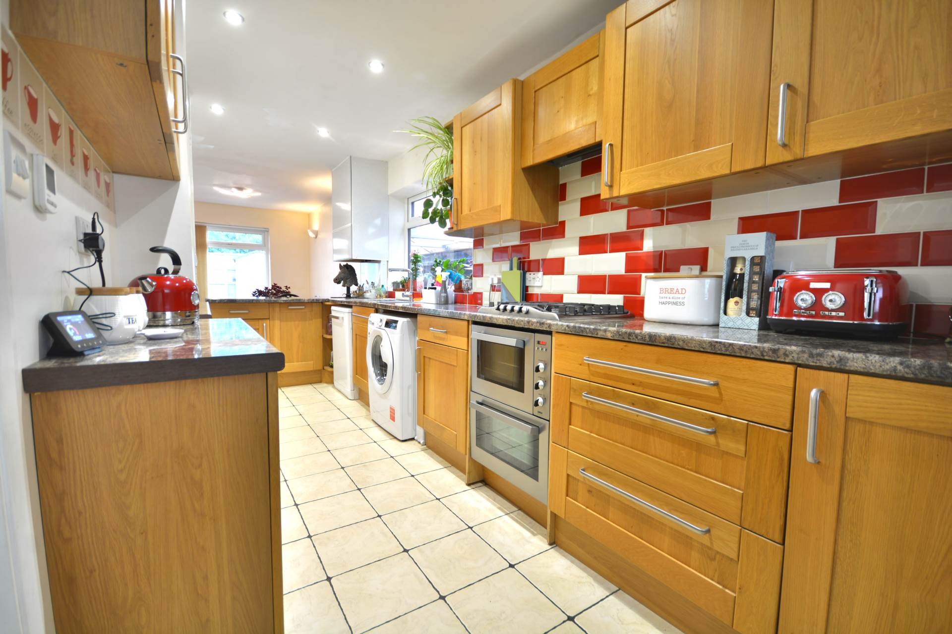 Dickens Road, Hillside, Image 3