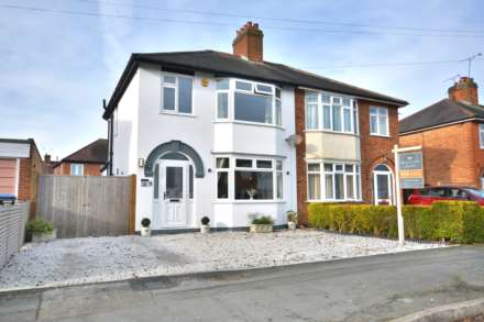 3 Bedroom Semi-Detached, Catesby Road, Hillmorton