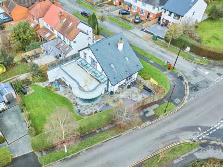 4 Bedroom Detached, THE OLD POST OFFICE, Warren Road, Hillmorton