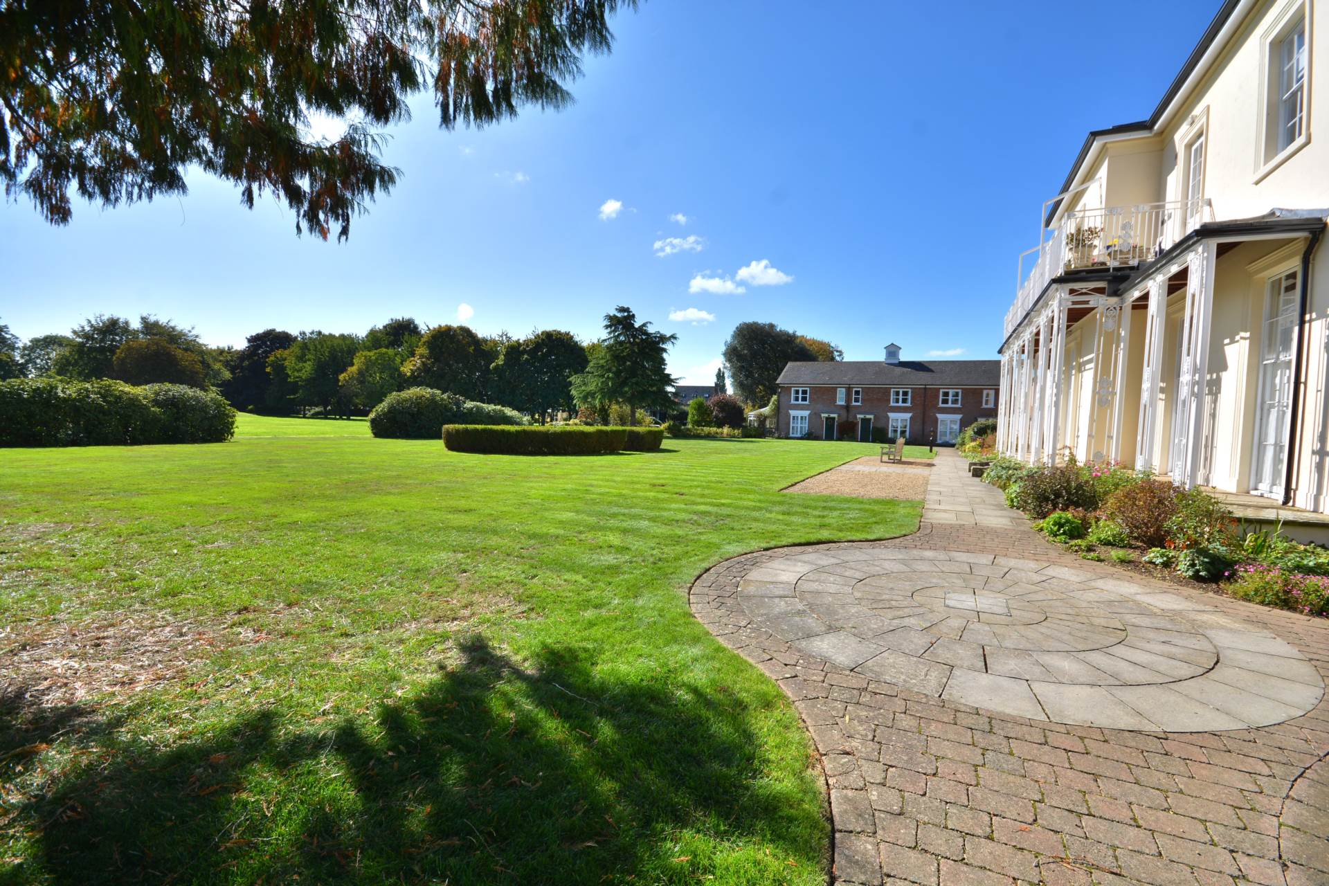Dunchurch Hall, Dunchurch, Image 22
