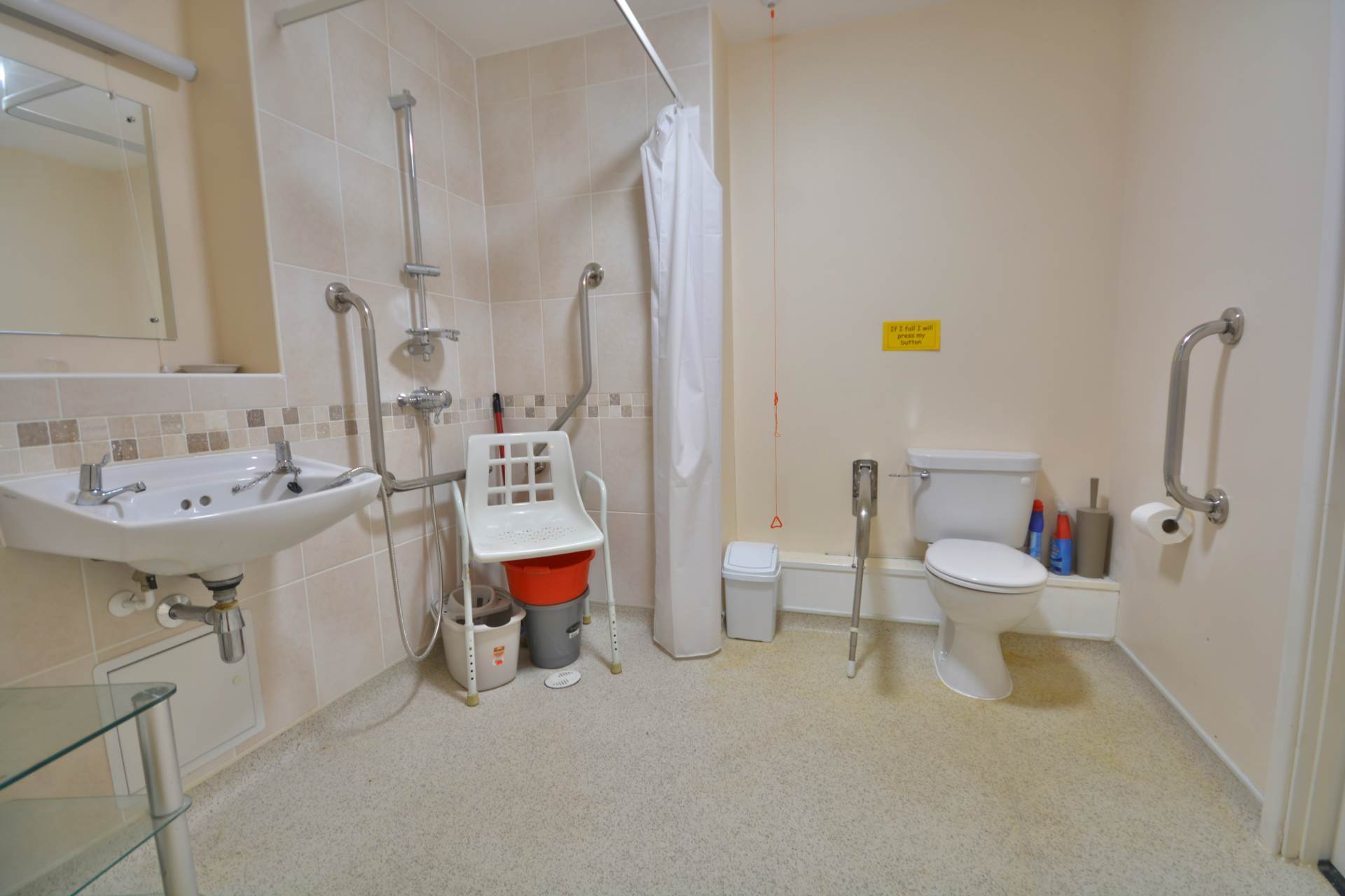Webb Ellis Court, Pettifer Crescent, Image 9