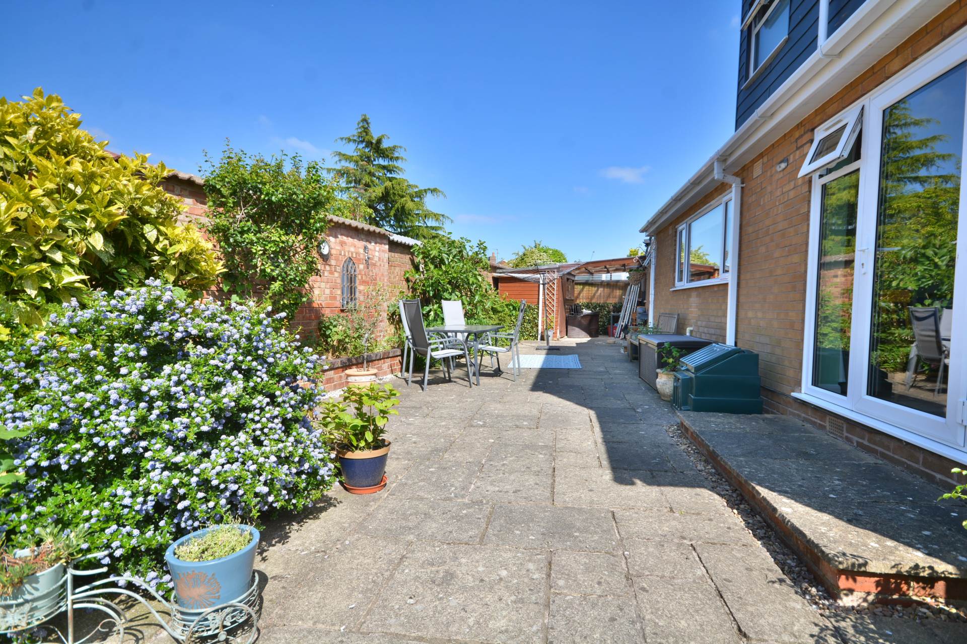 Almond Close, Barby, Image 22