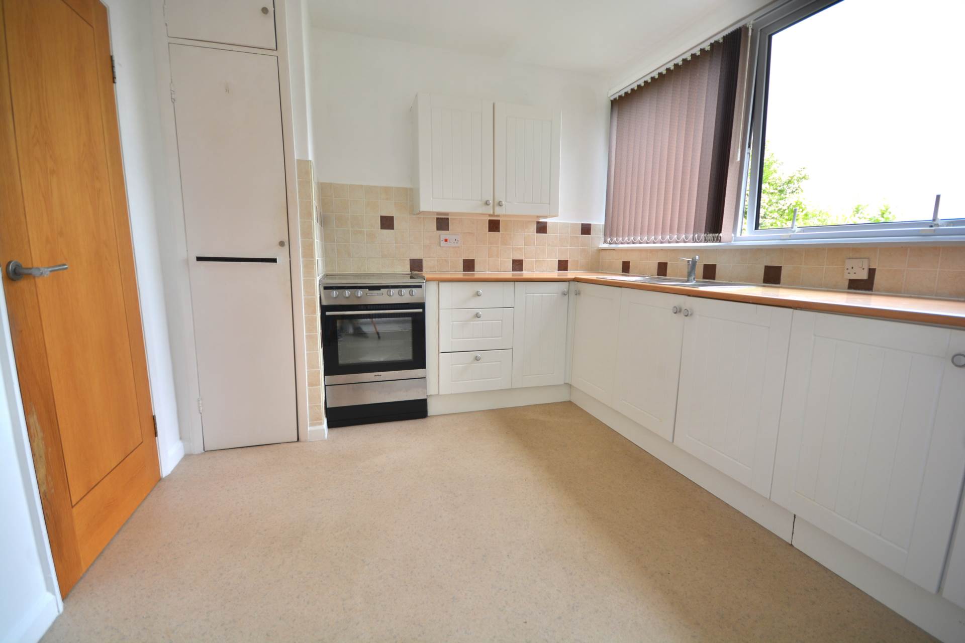 Ash Court, Bilton, Image 6