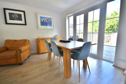 Hazelwood Close, Dunchurch, Image 6