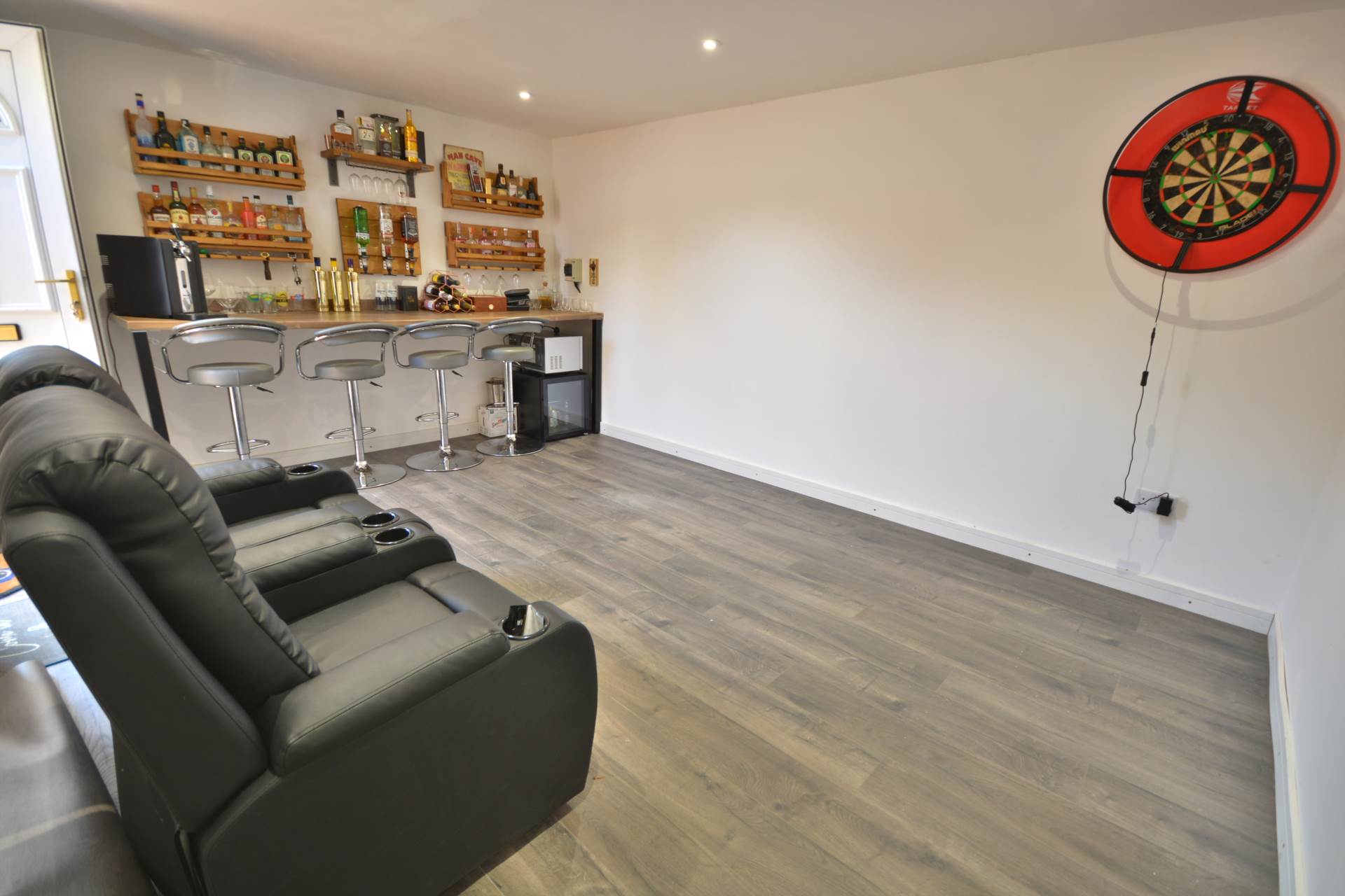Naseby Road, Southfields, Image 17