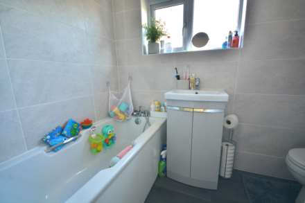 Naseby Road, Southfields, Image 12