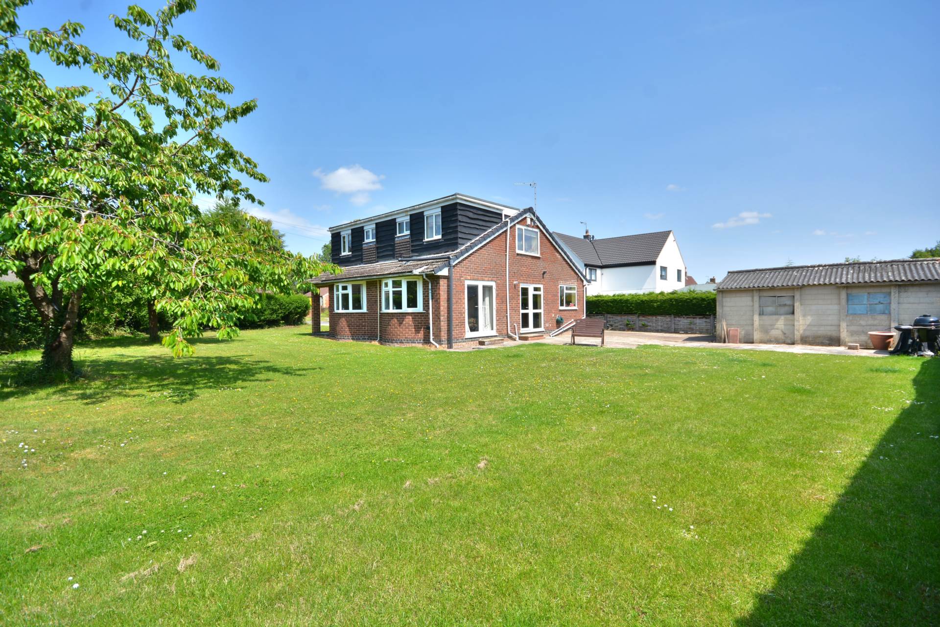 Livingstone Avenue, Long Lawford, Image 18