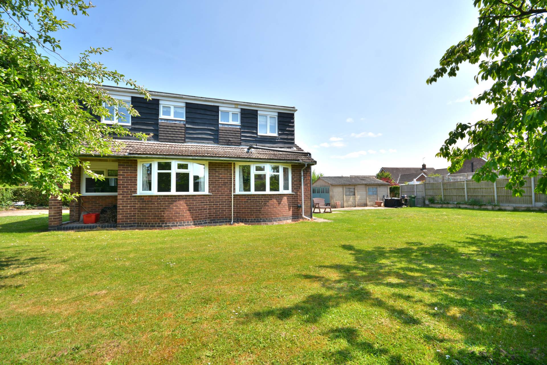Livingstone Avenue, Long Lawford, Image 2
